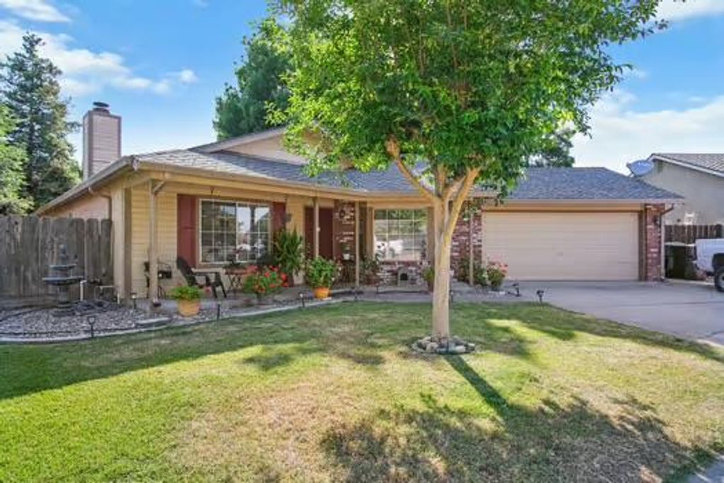 1357 Mark Ct, Turlock, CA 95380