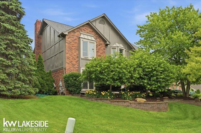7277 Wellington Place, Washington Twp, MI 48094