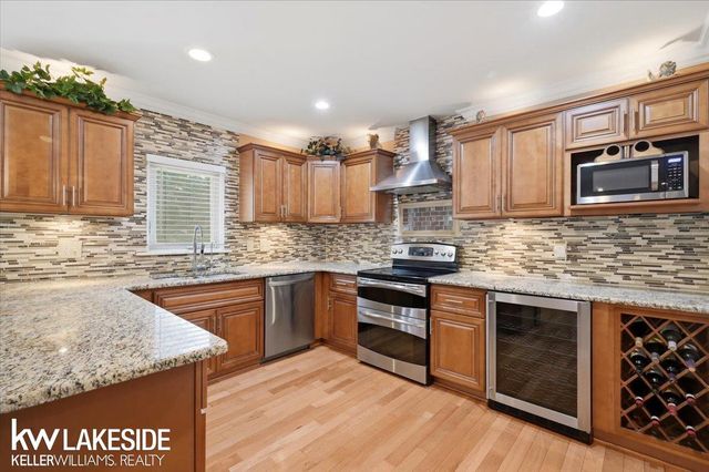 7277 Wellington Place, Washington Twp, MI 48094