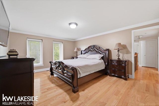 7277 Wellington Place, Washington Twp, MI 48094