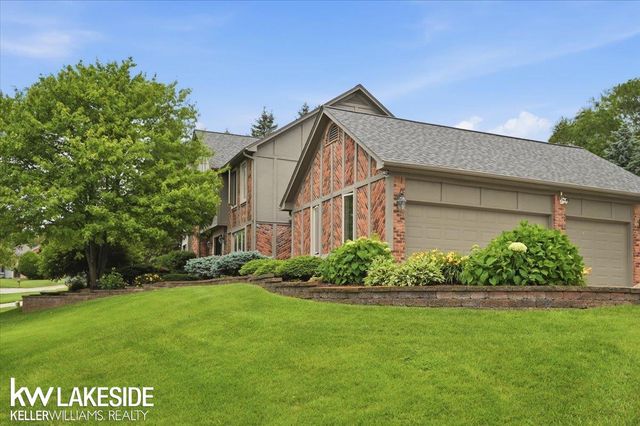 7277 Wellington Place, Washington Twp, MI 48094