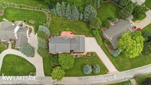 7277 Wellington Place, Washington Twp, MI 48094
