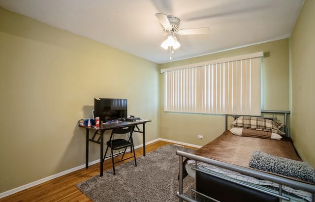 516 Janine Lane, Schaumburg, IL 60193