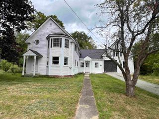 17 West Street, Antrim, NH 03440