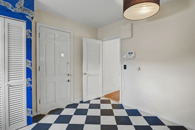 240 Oleander Avenue 244, Palm Beach, FL 33480