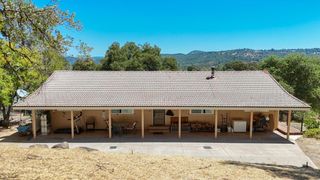 19119 John Born Rd, Penn Valley, CA 95946