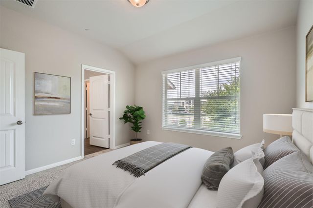 516 E Slaughter LN 1101, Austin, TX 78744