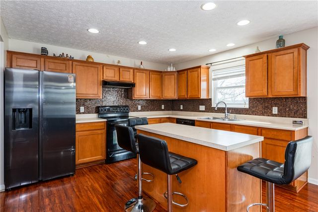 3020 Mugavin Court, Riverside, OH 45424