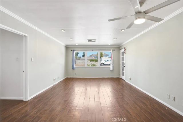 1386 El Monte, Simi Valley, CA 93065
