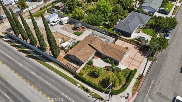 1386 El Monte, Simi Valley, CA 93065