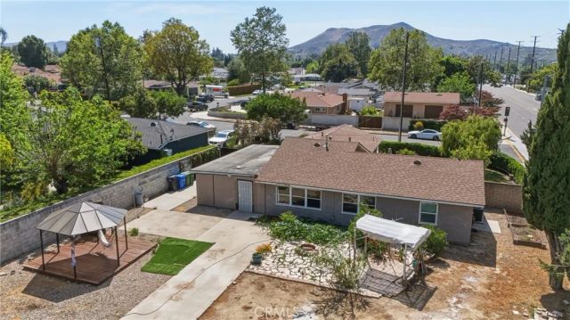1386 El Monte, Simi Valley, CA 93065