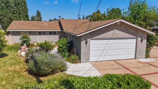 1386 El Monte, Simi Valley, CA 93065