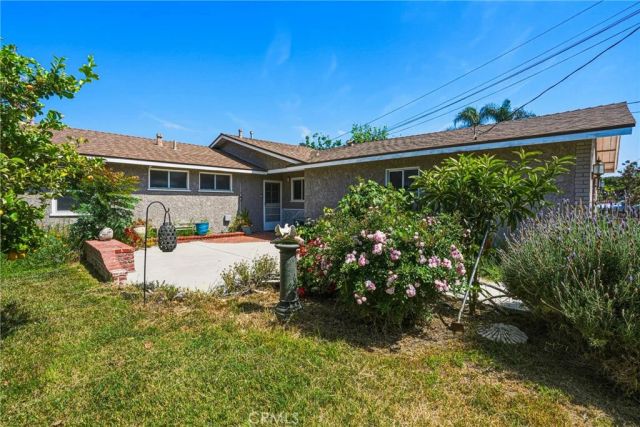 1386 El Monte, Simi Valley, CA 93065