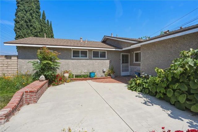 1386 El Monte, Simi Valley, CA 93065
