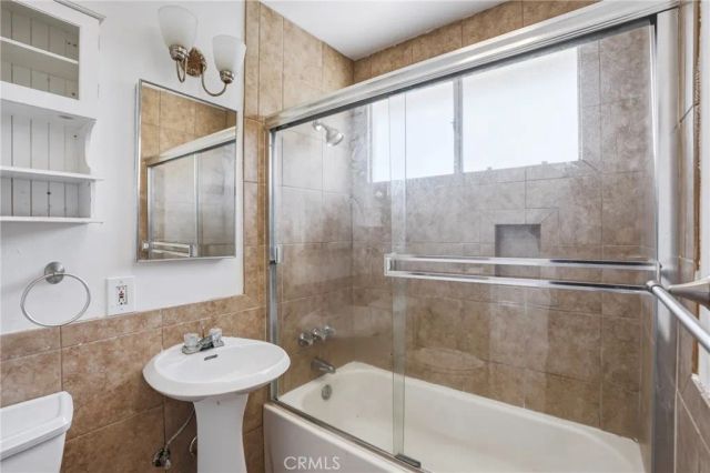 1386 El Monte, Simi Valley, CA 93065