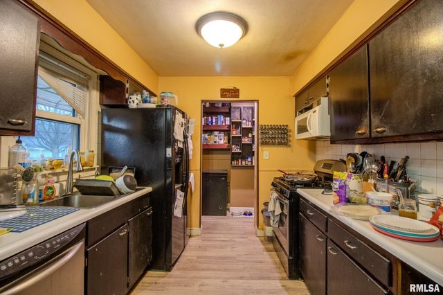 1308 N AUTUMN Lane, Peoria, IL 61604