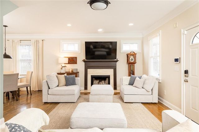 2383 Bernard NW Road, Atlanta, GA 30318