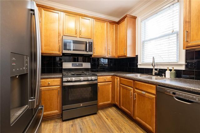 2383 Bernard NW Road, Atlanta, GA 30318