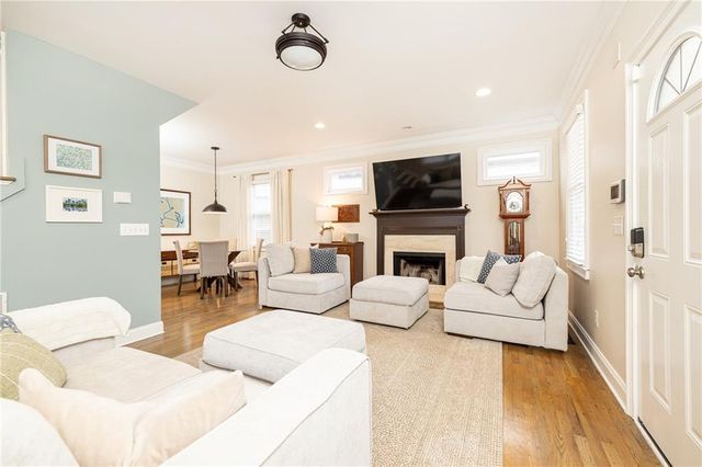 2383 Bernard NW Road, Atlanta, GA 30318