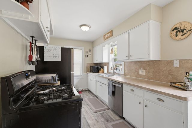 1626 Royal Oak Street Sw, City Of Wyoming, MI 49519