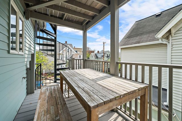 80 Holland St 2, Somerville, MA 02144