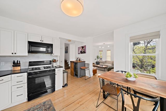 80 Holland St 2, Somerville, MA 02144