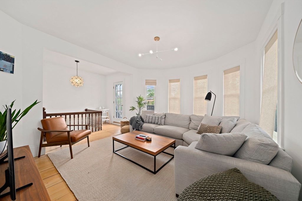 80 Holland St 2, Somerville, MA 02144