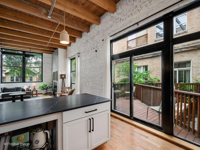 525 N Ada Street 23, Chicago, IL 60642