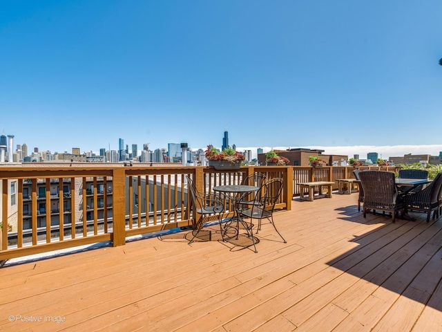 525 N Ada Street 23, Chicago, IL 60642
