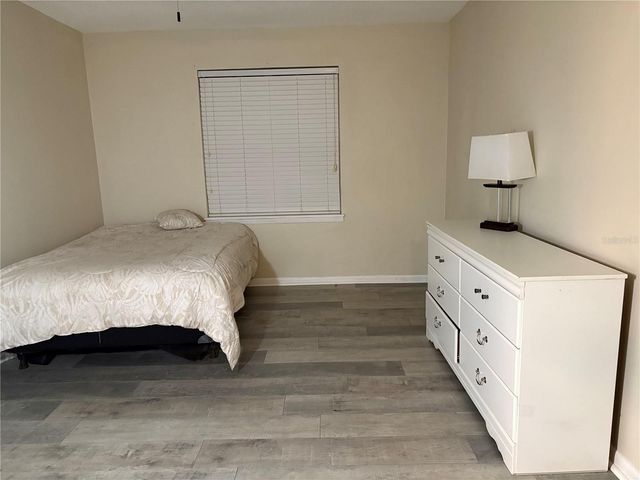 15215 AMBERLY DRIVE 1002, Tampa, FL 33647