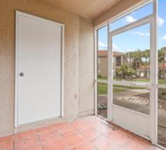 15215 AMBERLY DRIVE 1002, Tampa, FL 33647