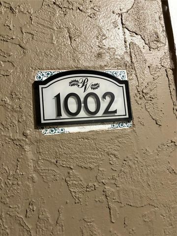 15215 AMBERLY DRIVE 1002, Tampa, FL 33647