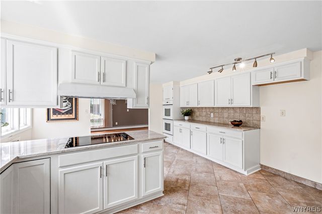 4885 Smiley Terrace, Clarence, NY 14031