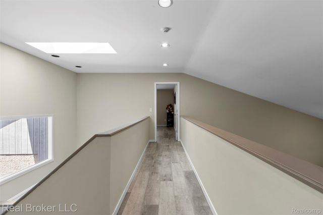 3195 Green Oaks Drive, West Bloomfield Charter Township, MI 48324