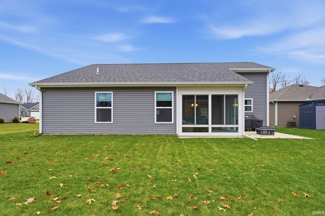 2215 Caeser Trail, Fort Wayne, IN 46818