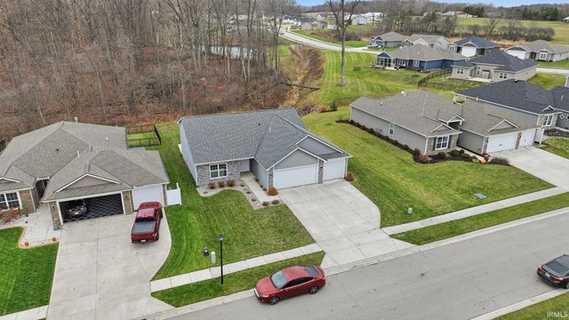 2215 Caeser Trail, Fort Wayne, IN 46818