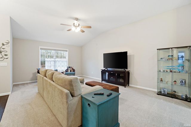 2215 Caeser Trail, Fort Wayne, IN 46818