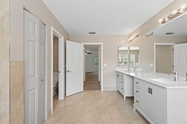 5020 SW Elk River Court, Palm City, FL 34990