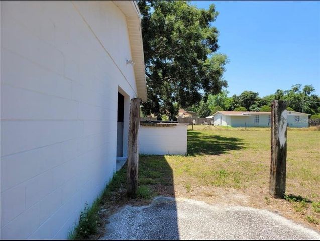 1910 LITHIA PINECREST ROAD, Valrico, FL 33596