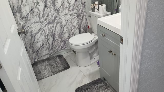 1910 LITHIA PINECREST ROAD, Valrico, FL 33596