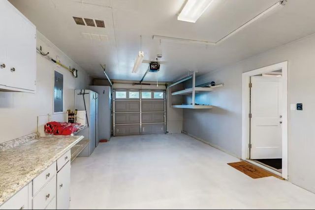 2102 Belaire DR, Granite Shoals, TX 78654