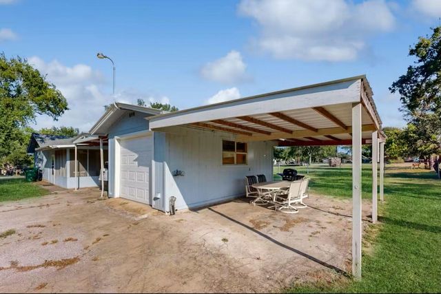 2102 Belaire DR, Granite Shoals, TX 78654