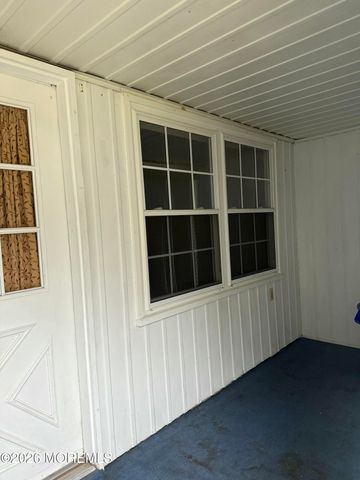 1021 Aberdeen Drive E, Lakewood, NJ 08701