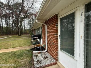 1021 Aberdeen Drive E, Lakewood, NJ 08701
