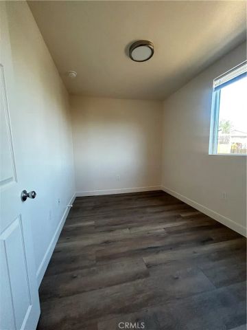 9500 S Spring, Los Angeles, CA 90003