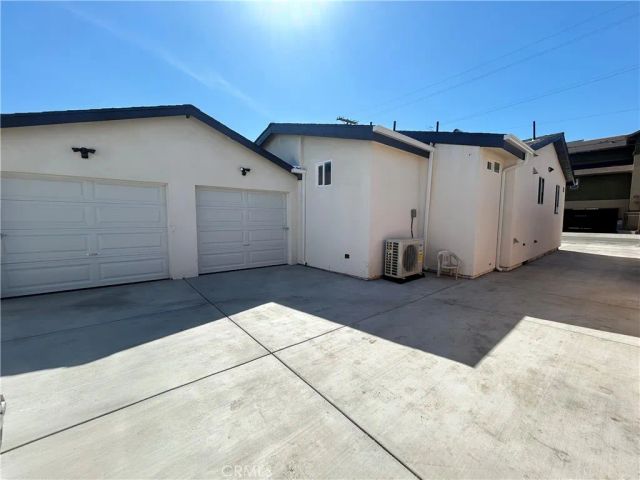 9500 S Spring, Los Angeles, CA 90003