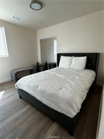 9500 S Spring, Los Angeles, CA 90003