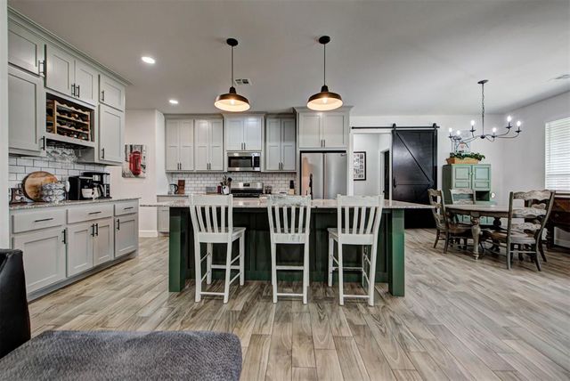 2390 County Road 1262, Blanchard, OK 73010