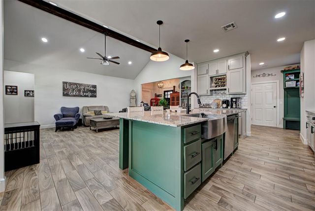2390 County Road 1262, Blanchard, OK 73010