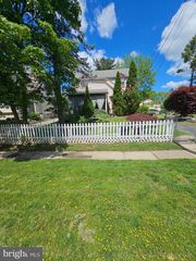 306 S CAROL BOULEVARD, Upper Darby, PA 19082